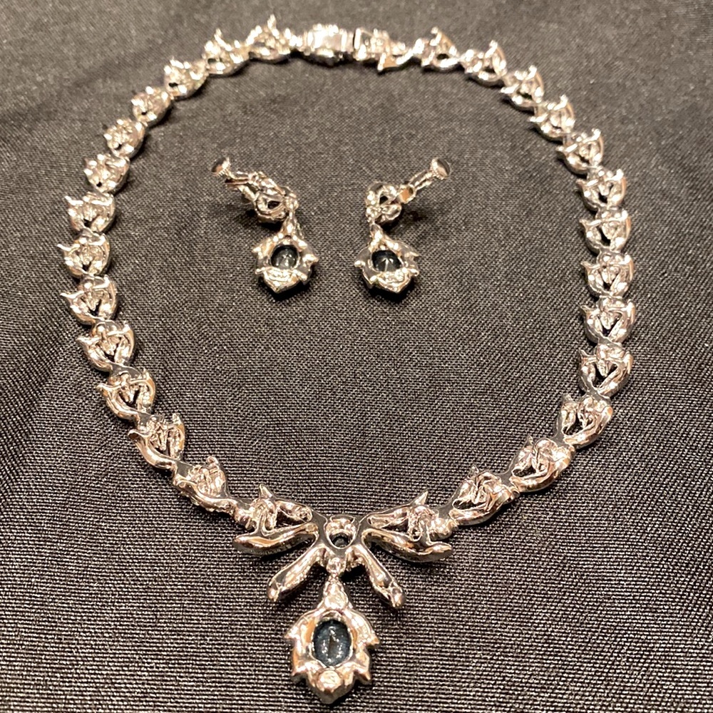 A Set of Absolutely Stunning Simulated Diamond & Sapphire Necklace & Earrings - Picture 7 of 15